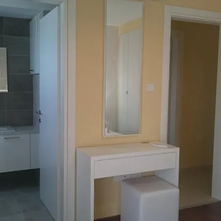 Rezial * Larnaca