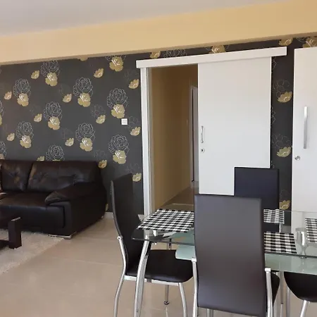 Appartement Rezial Larnaca