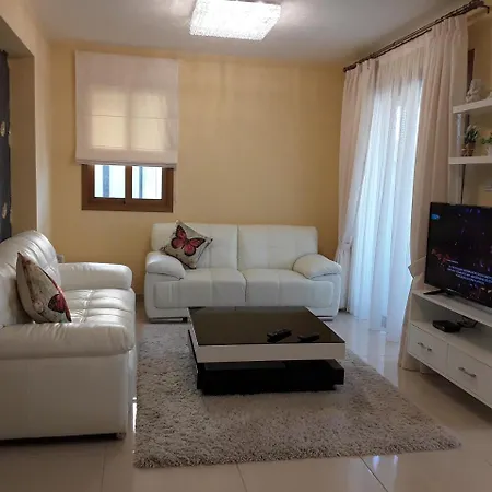 Rezial * Larnaca
